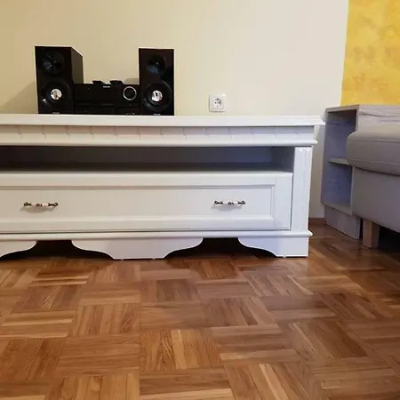 Apartamento Tulpika 13 *