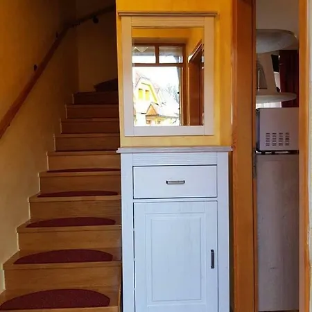 Apartman Tulpika 13 *