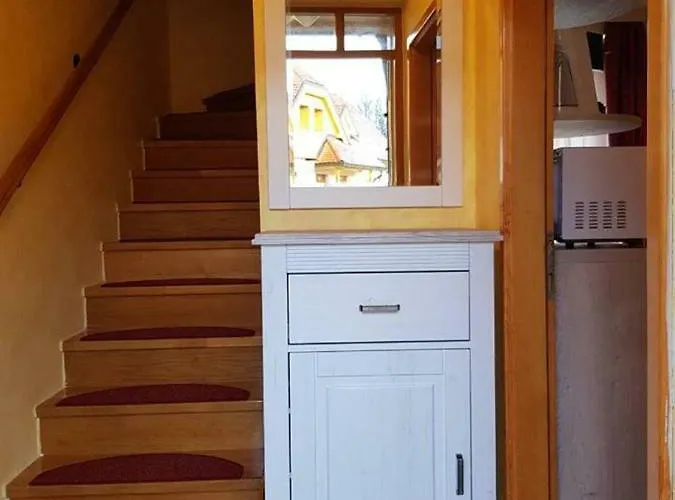 アパート Tulpika 13 *